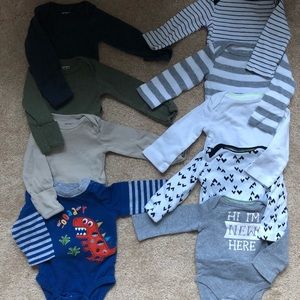 Newborn long sleeved onesies - neutral